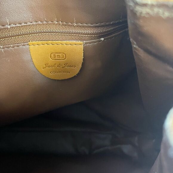 Jack & Jones Herta Suke Tan Leather large Bucket style drawstring Bag - Picture 13 of 16